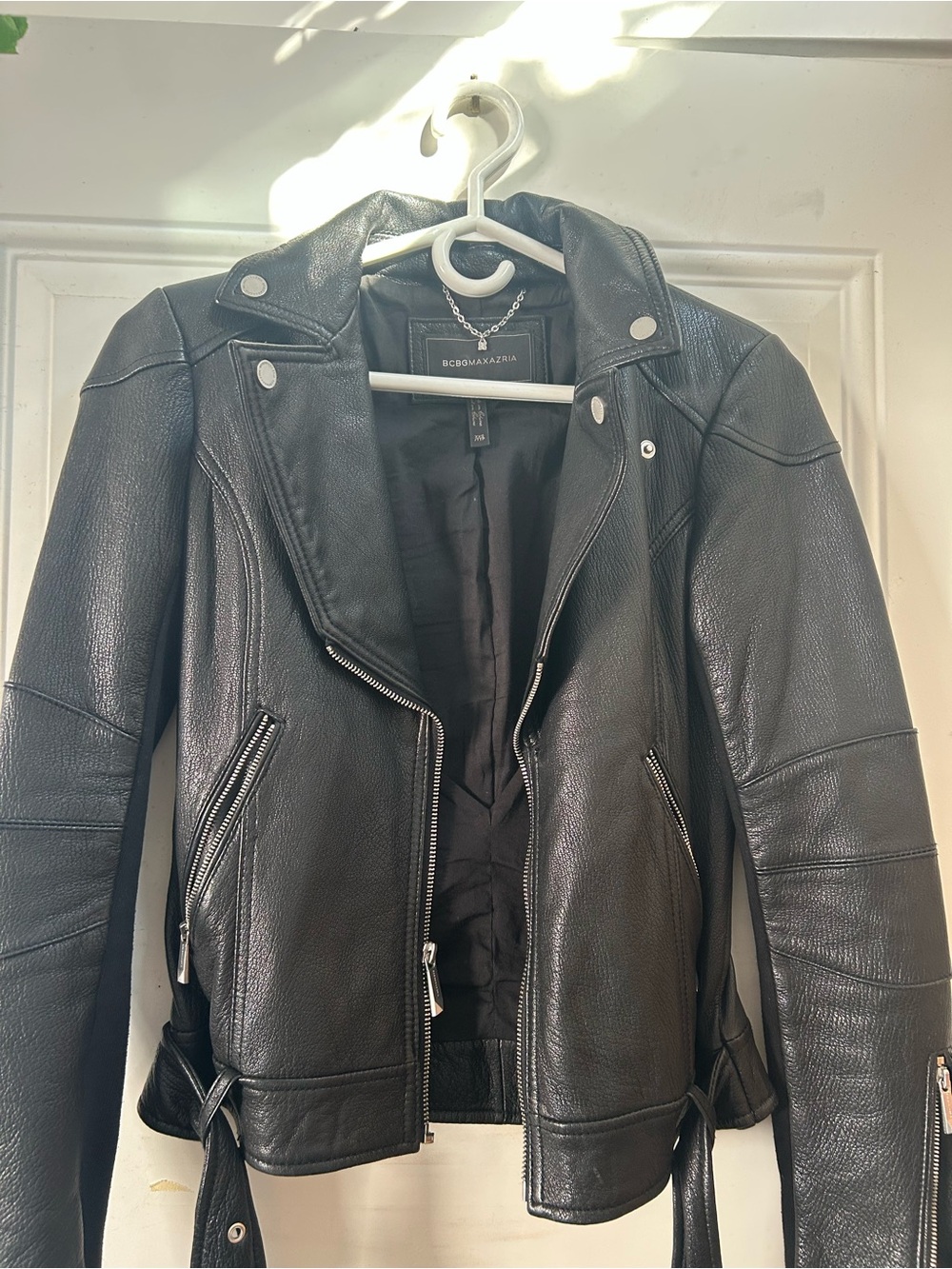 BCBGMaxAzria Black Pebbled Leather Moto Jacket XXS true beauty